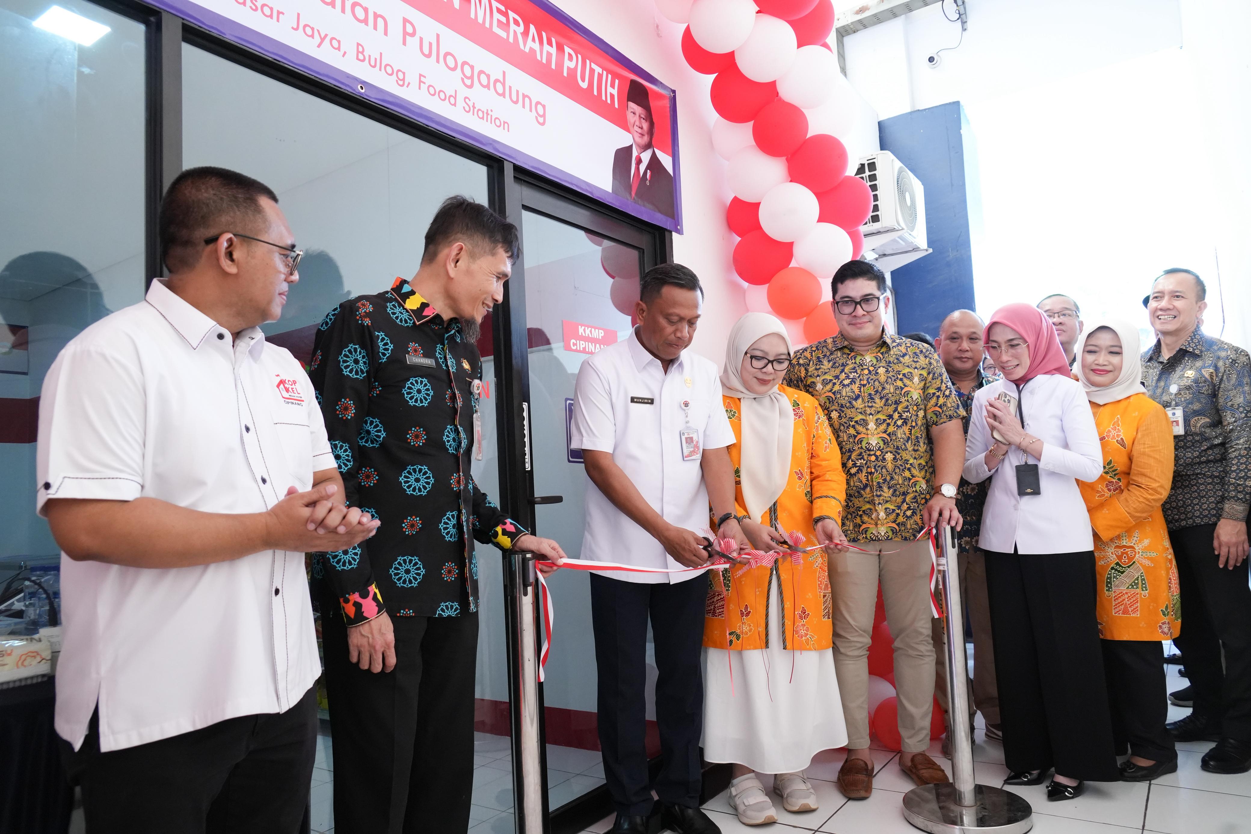 peresmian-koperasi-merah-putih-di-pasar-cipinang